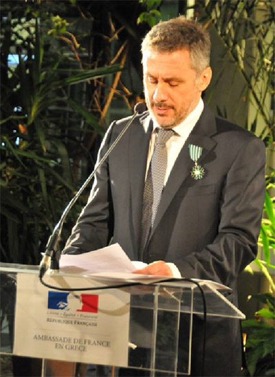 Ιππότης Γραμμάτων χρίστηκε ο Δημήτρης Στεφανάκης