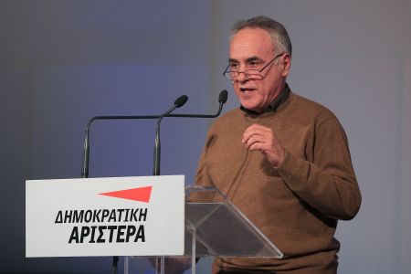 Τσούκαλης: Παραμένει στο τραπέζι η πρόταση των «οκτώ»