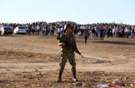 Η Συρία κατηγορεί το Ισραήλ για επιδρομές κοντά στη Δαμασκό