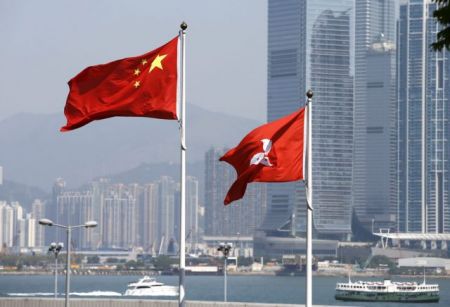 Χάνει ρυθμό η κινεζική οικονομία, πέφτουν οι γερμανικές παραγγελίες