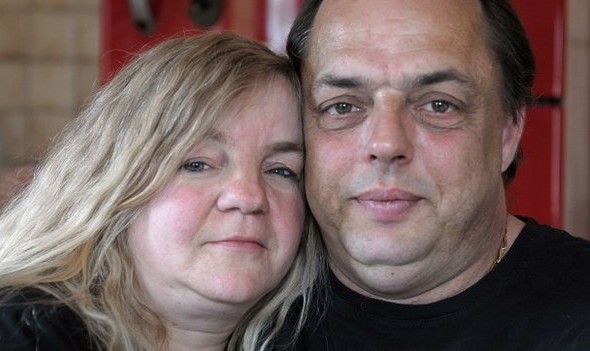 Γάλλος παντρεύεται τη μητριά του έπειτα από δικαστική μάχη | tovima.gr