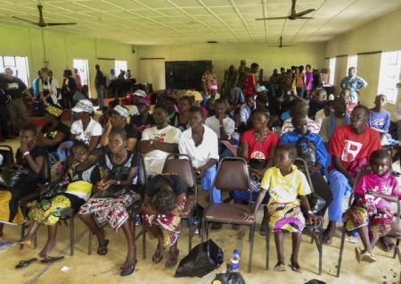 Ασθενείς Εμπολα: Και ο παραμικρός πυρετός μας κάνει να φοβόμαστε