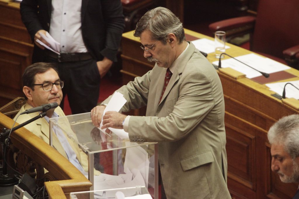 Βουλή: Εξελέγησαν οι νέοι κοσμήτορες και γραμματείς