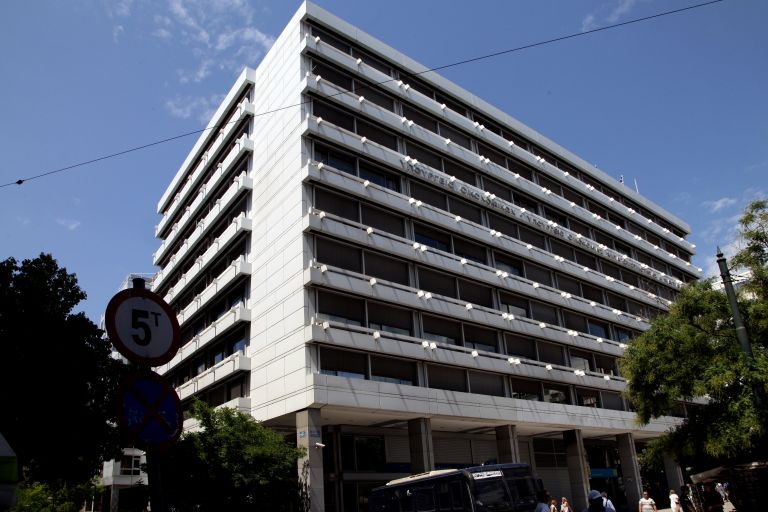 Negotiations for settlement of outstanding debts continues | tovima.gr