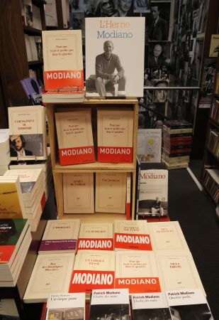 Σύντομες αφηγήσεις, μεγάλες ιστορίες