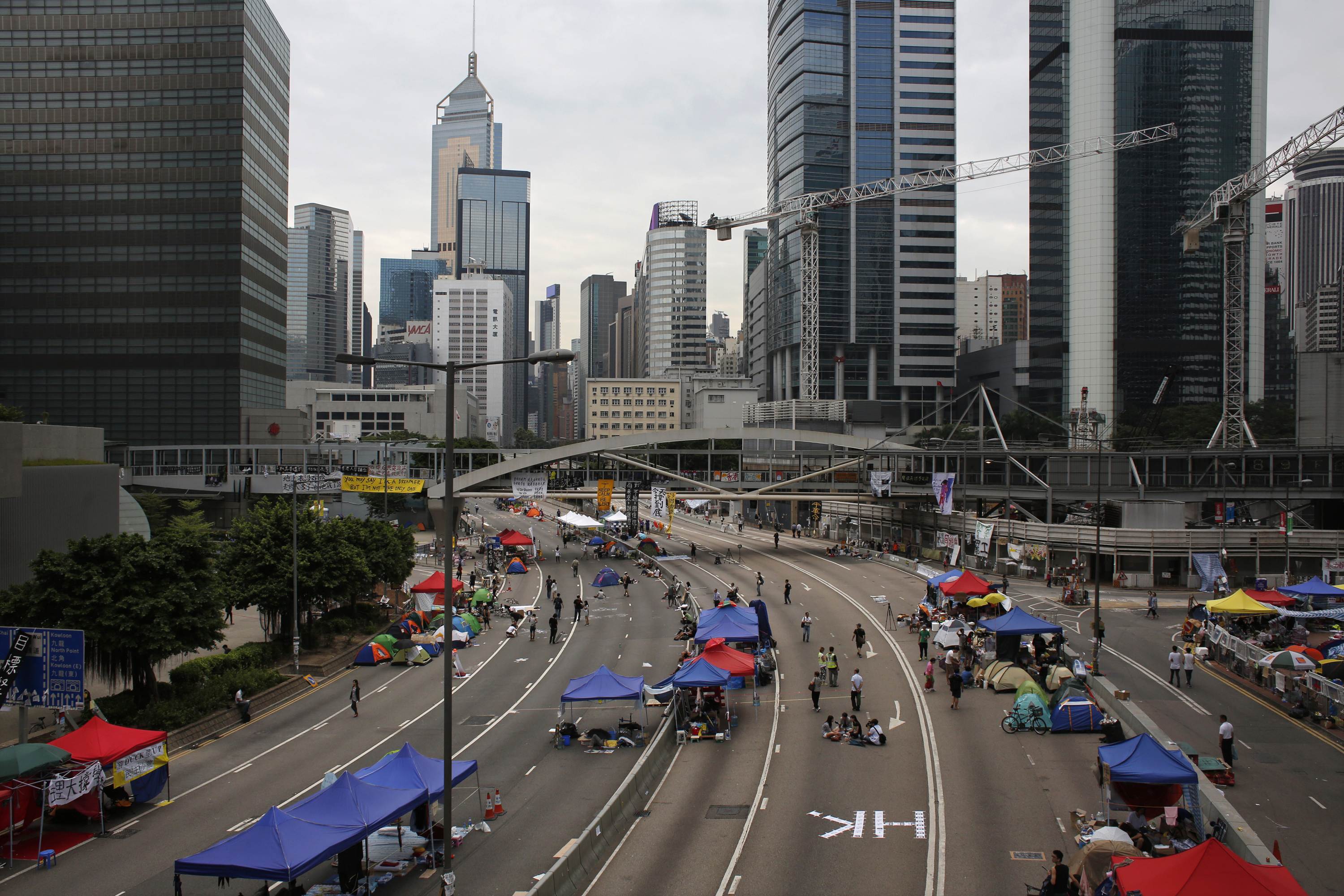 Χονγκ Κονγκ: Σε νέα συγκέντρωση μετά την ακύρωση του διαλόγου