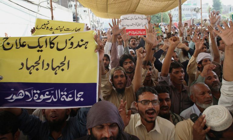 Πακιστάν: Ποδοπατήθηκαν μέχρι θανάτου τουλάχιστον επτά διαδηλωτές | tovima.gr