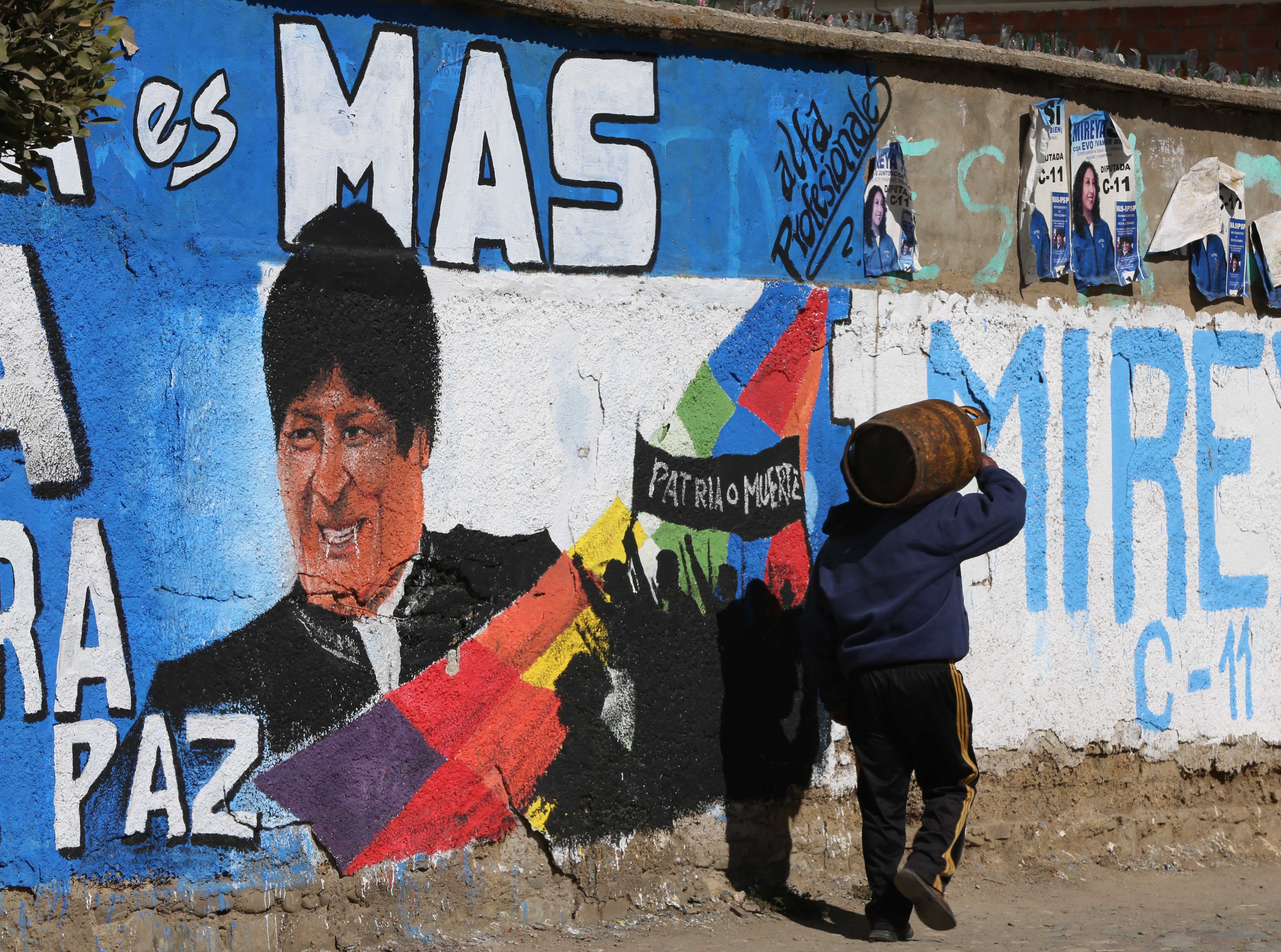 Βολιβία: Ανοιξαν οι κάλπες για τις προεδρικές και βουλευτικές εκλογές