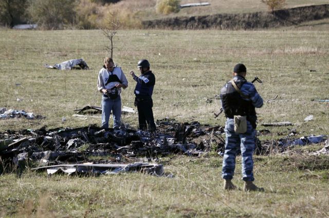 Πούτιν: «Το Κίεβο βομβαρδίζει το σημείο συντριβής του MH17»
