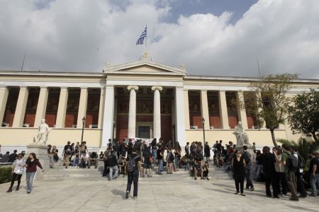 Ανδρ.Λοβέρδος: Δεν θα ξεπεράσουν τις 15.000 οι μετεγγραφές