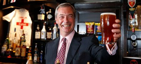 Αποχώρηση Λετονής διαλύει την ομάδα του Φάρατζ