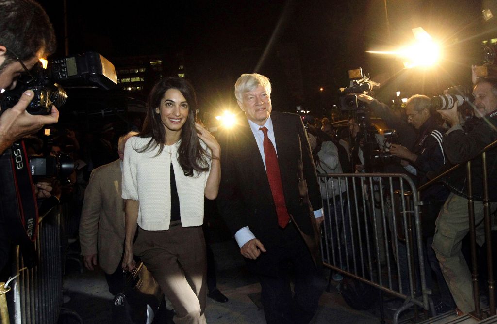 Σίβυλλα alert! Το πρώτο 24ωρο της Αμάλ Κλούνεϊ στην Αθήνα