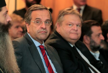 Σε τεντωμένο σχοινί κινείται η δικομματική κυβέρνηση ΝΔ-ΠαΣοΚ