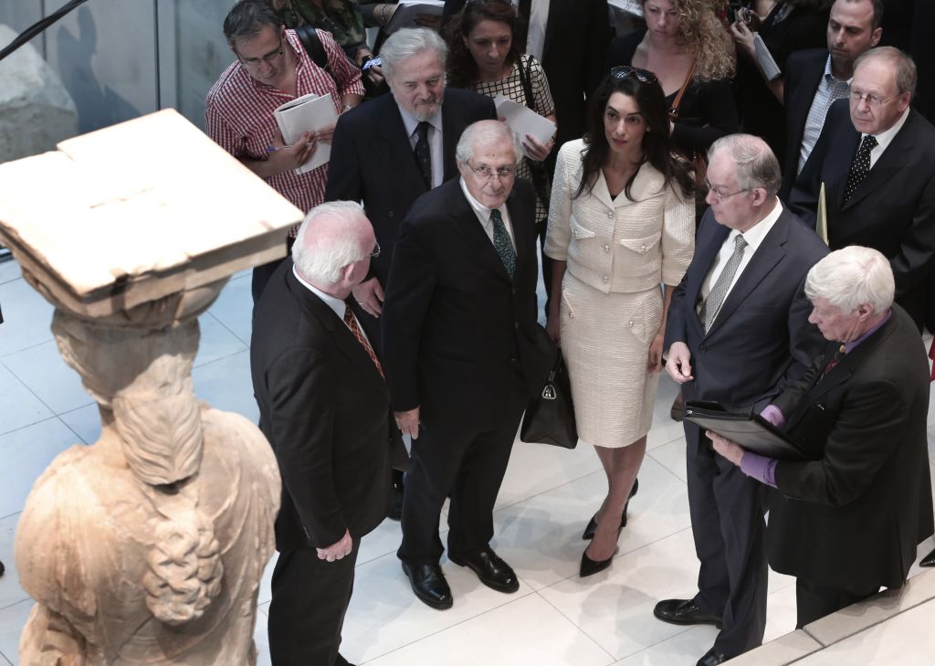 Αμάλ Αλαμουντίν-Κλούνεϊ: Ωρα να επιστρέψουν τα Γλυπτά στην Ελλάδα