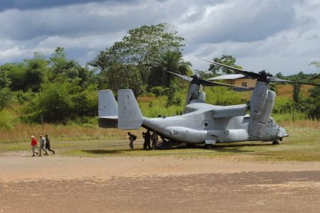 ΗΠΑ: Αξιοποίηση των βάσεών τους στην Ισπανία για τη μάχη κατά Εμπολα