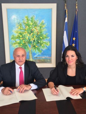 Πρωτόκολλο Συνεργασίας υπέγραψαν υπουργείο Τουρισμού – ΟΓΑ