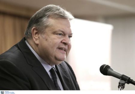 Ευ. Βενιζέλος: «Θυσίες πέντε ετών μπορούν να χαθούν σε πέντε μέρες»