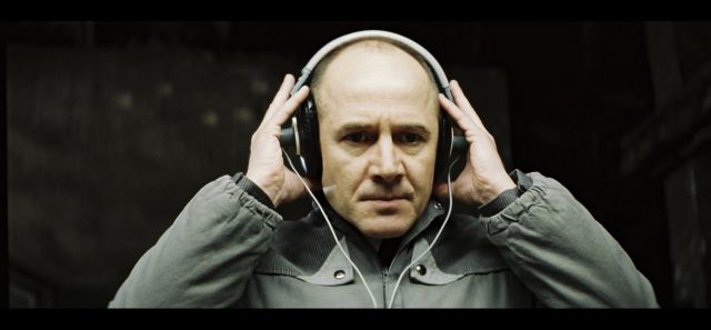 Μυστήριο με παράνομες τηλεφωνικές παρακολουθήσεις