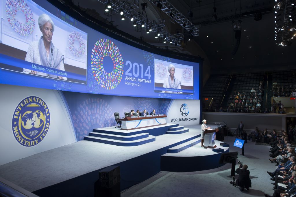 ΔΝΤ: Θα τα πούμε μετά τις εκλογές – «Χειρόφρενο» από το Ταμείο