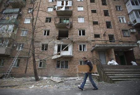 Καταγγελίες για χρήση βομβών διασποράς από Ουκρανούς-φιλορώσους