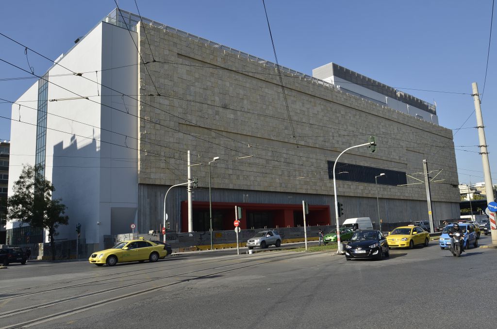 Μέσα στο Εθνικό Μουσείο Σύγχρονης Τέχνης