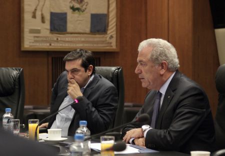 Επικοινωνία Αβραμόπουλου – Τσίπρα για το μεταναστευτικό