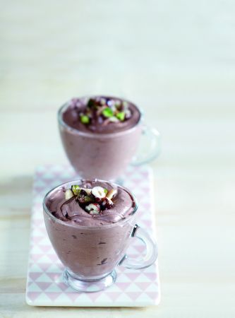 Μους σοκολάτας με ξηρούς καρπούς