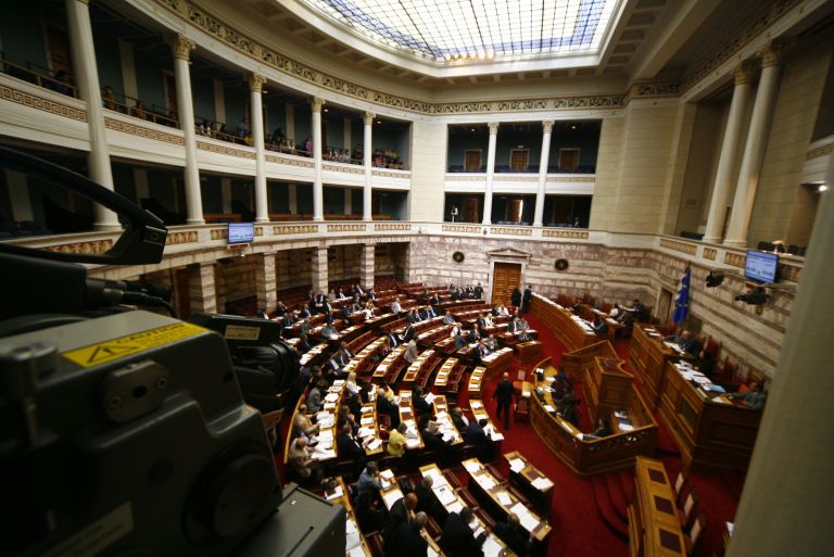 Γεωργιάδης: Οι βουλευτές υπέστησαν τις μεγαλύτερες περικοπές μισθών | tovima.gr