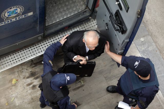 Στις 31 Οκτωβρίου η συνέχεια της δίκης Τσοχατζόπουλου για τις μίζες