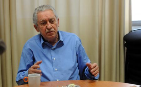 Κουβέλης: Ζητά συμβούλιο πολιτικών αρχηγών για το χρέος