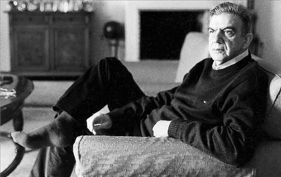 Ο Μένης Κουμανταρέας «Αυτοπροσώπως» στον Νίκο Θρασυβούλου