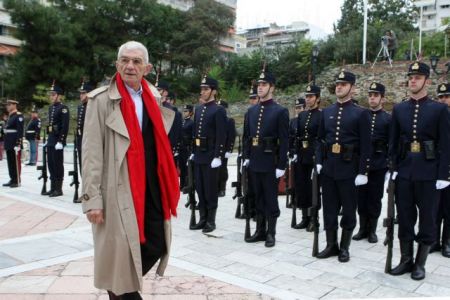 Ο Μπουτάρης, η Ρένα και ο Λάκης