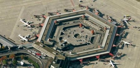 Βερολίνο: το αεροδρόμιο Τέγκελ αρνείται να πεθάνει