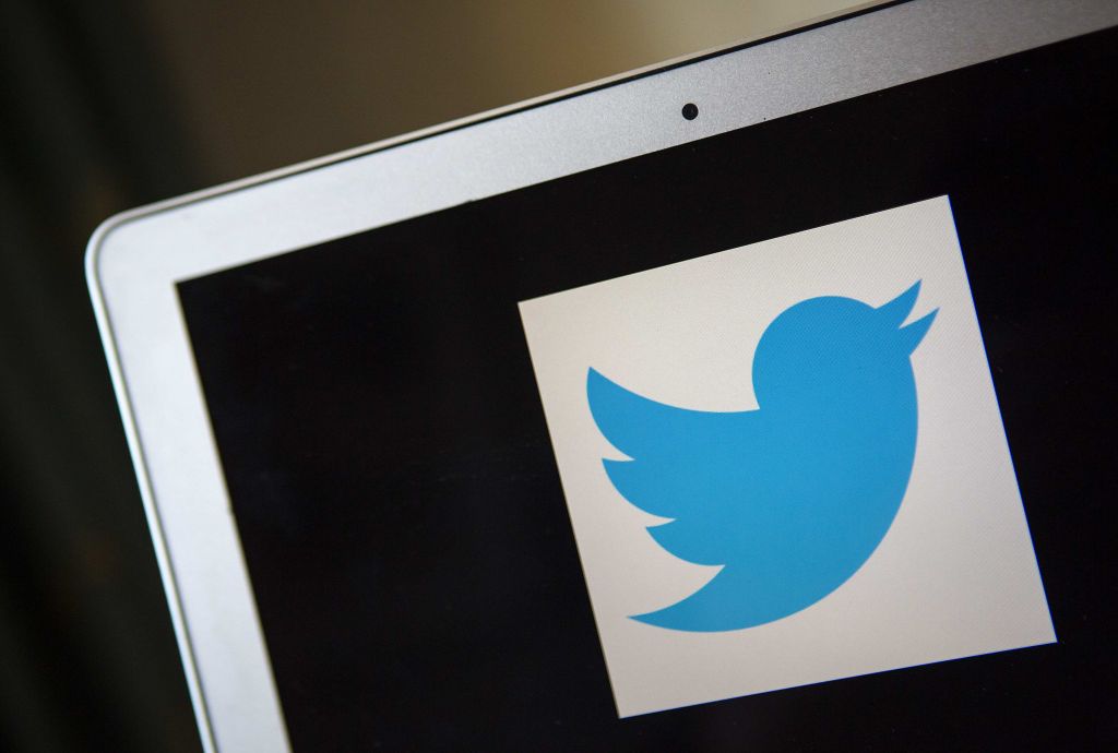 Κόντρα στο twitter μεταξύ Βαρουφάκη, Μουρούτη και Αδωνι