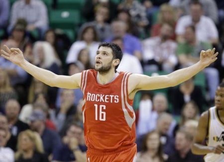 Ελληνική λάμψη στο χρυσωρυχείο του ΝΒΑ