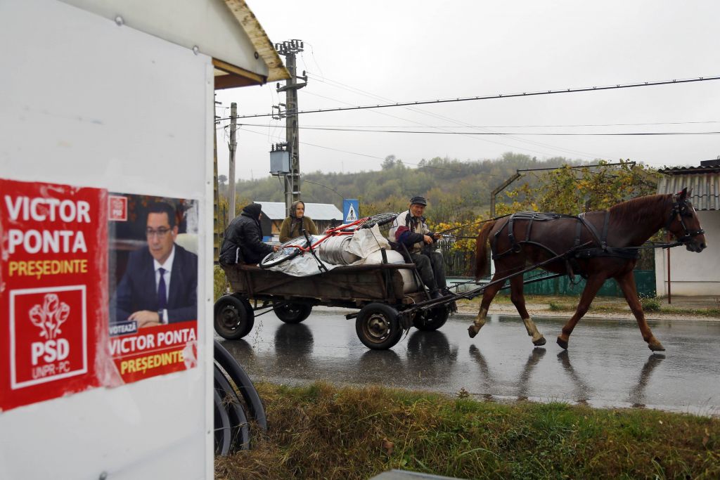 Προεδρικές εκλογές διεξάγονται την Κυριακή στη Ρουμανία