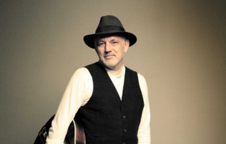 Ο Νίκος Πορτοκάλογλου «Αυτοπροσώπως» στον Νίκο Θρασυβούλου