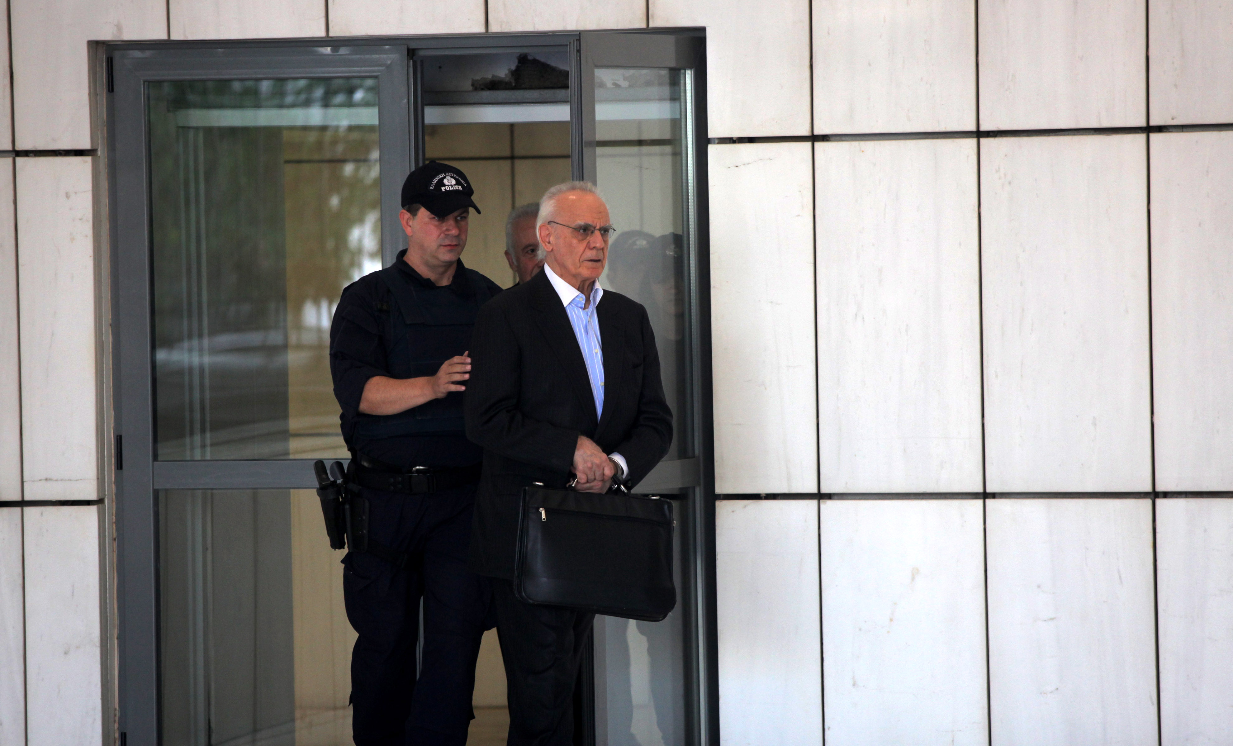 Ακης: Ο Ζήγρας είναι συκοφάντης, μετατοπίζει τις ευθύνες αλλού