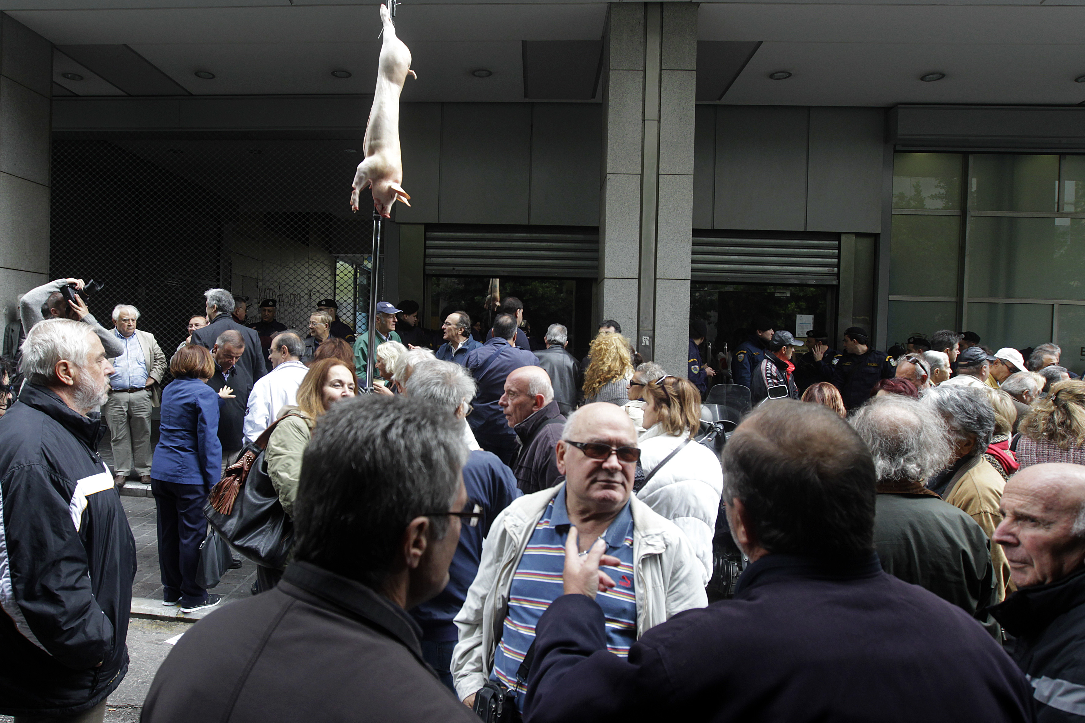 Το Δικαστήριο της ΕΕ δικαιώνει τους χειρισμούς Παπαδήμου για PSI