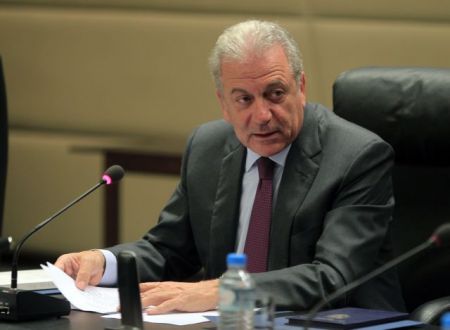 Αβραμόπουλος: Παρουσίασε την ατζέντα για την μετανάστευση