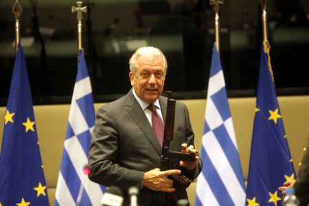 Τη συνεργασία ΕΕ-ΗΠΑ προωθεί ο Αβραμόπουλος στην Ουάσινγκτον