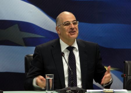 Δένδιας: Παρουσίασα πρόταση, όχι τελική ρύθμιση για τα «κόκκινα» δάνεια