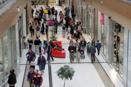 Τα εμπορικά κέντρα αντέχουν στην κρίση