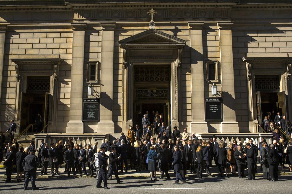 Ο κόσμος της μόδας αποχαιρέτησε τον Οσκαρ Ντε λα Ρέντα