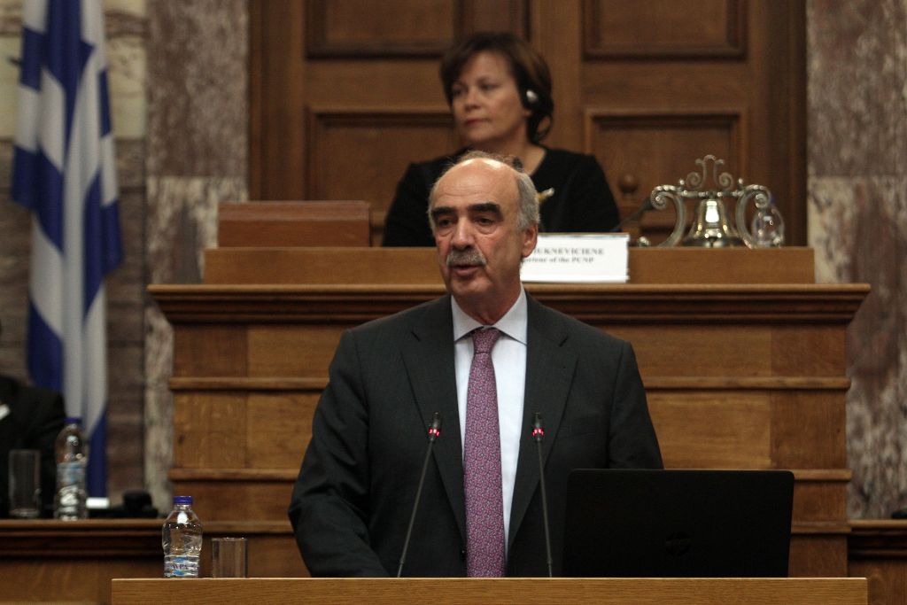 Αιχμές Μεϊμαράκη για την υπόθεση των εξοπλιστικών
