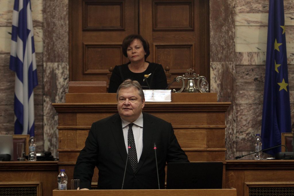 «Πιάνουν τόπο οι θυσίες του λαού» δήλωσε ο Ευ. Βενιζέλος
