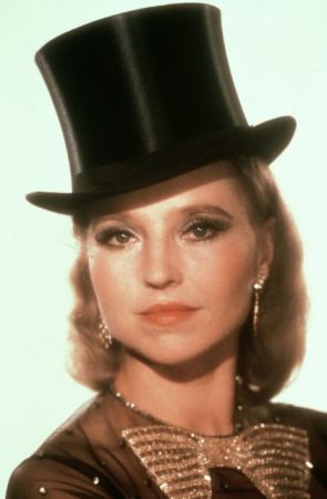 Χάνα Σιγκούλα: η ιέρεια του Ράινερ Βέρνερ Φασμπίντερ