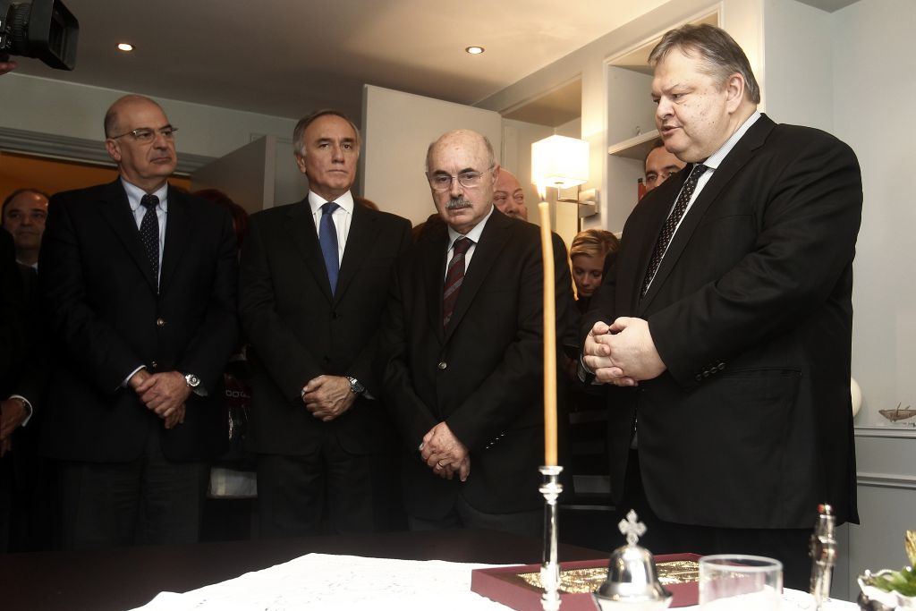Βενιζέλος: Διαφθορά στην εξουσία, το Δημόσιο και τον ιδιωτικό τομέα
