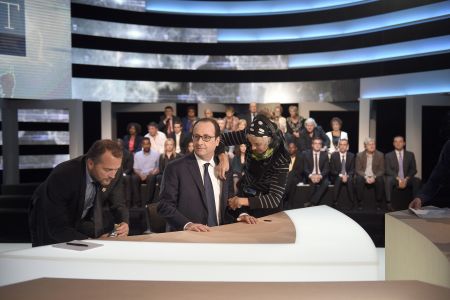 Ολάντ: Καμία αύξηση φόρων μέχρι το 2017