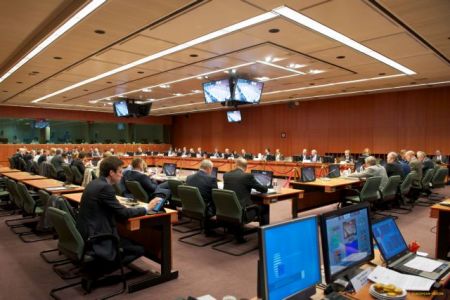 Δύσκολο πρώτο εξάμηνο βλέπει η τρόικα